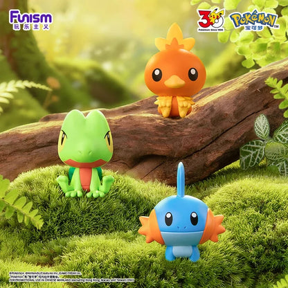 Funism Pokémon Palmsize Wonders First Partner PVC starter figures and Poké Balls